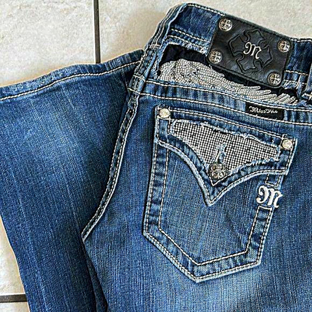 Miss Me JP5010-7 Embellished bling wings low rise Boot Cut jeans size‎ 27